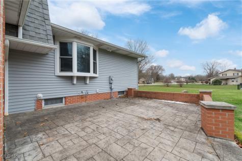 7428 Shadyview Avenue NW Massillon OH 44646