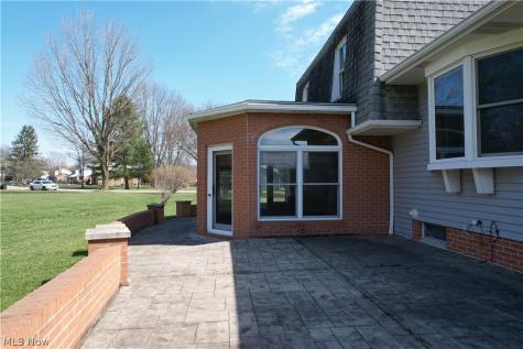 7428 Shadyview Avenue NW Massillon OH 44646