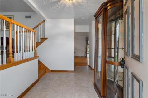 7428 Shadyview Avenue NW Massillon OH 44646
