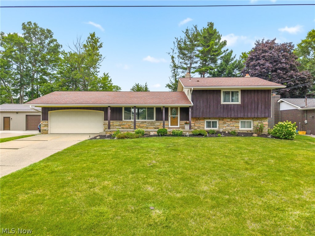 2812 Roanoke Street NW Massillon OH 44646