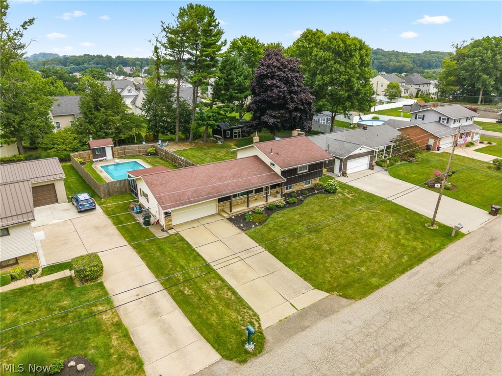 2812 Roanoke Street NW Massillon OH 44646