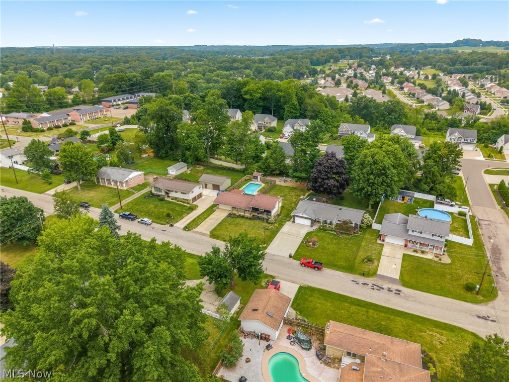 2812 Roanoke Street NW Massillon OH 44646