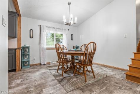 2812 Roanoke Street NW Massillon OH 44646