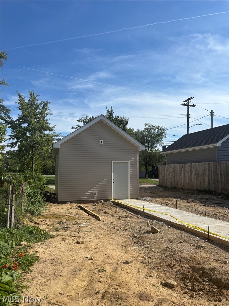 7725 Colgate Avenue Cleveland OH 44102