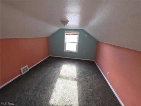 15205 Harvard Avenue Cleveland OH 44128