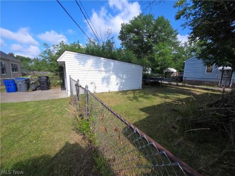 15205 Harvard Avenue Cleveland OH 44128
