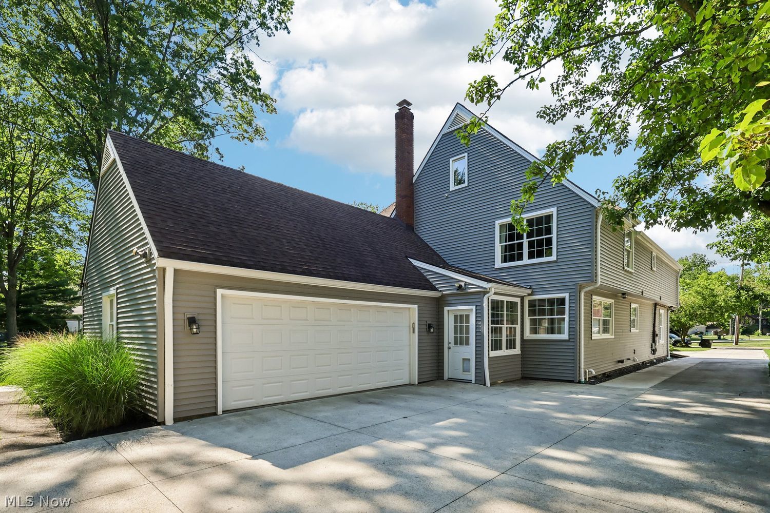 27473 Dellwood Drive Westlake OH 44145