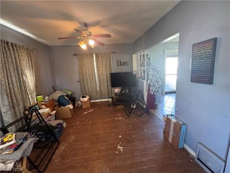 1593 2nd Street Youngstown OH 44509