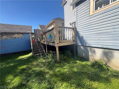 1593 2nd Street Youngstown OH 44509