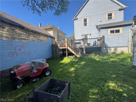 1593 2nd Street Youngstown OH 44509