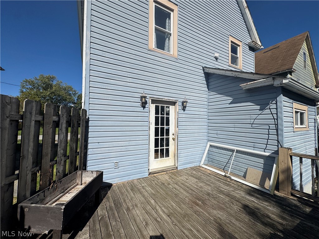 1593 2nd Street Youngstown OH 44509
