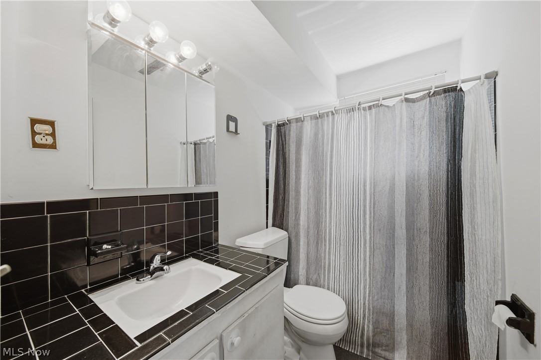 1320 Carnegie Avenue Akron OH 44314