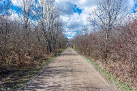 15120 State Route 83 Road Grafton OH 44044