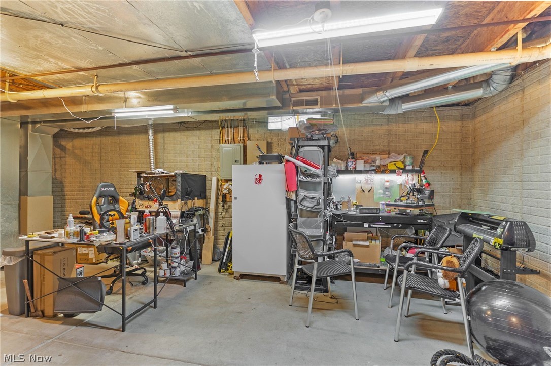 611 Sherwood Avenue Youngstown OH 44511