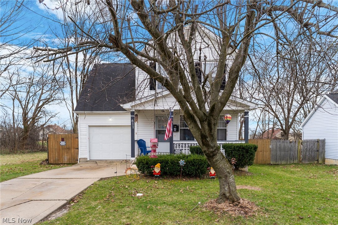 611 Sherwood Avenue Youngstown OH 44511