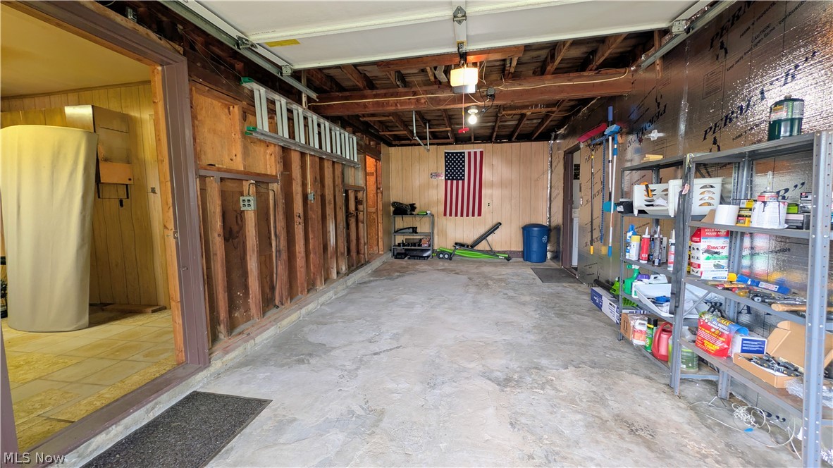 1099 Lake Rd Road Conneaut OH 44030