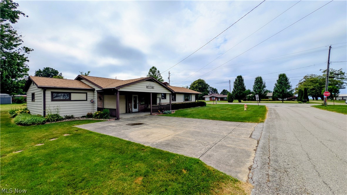 1099 Lake Rd Road Conneaut OH 44030