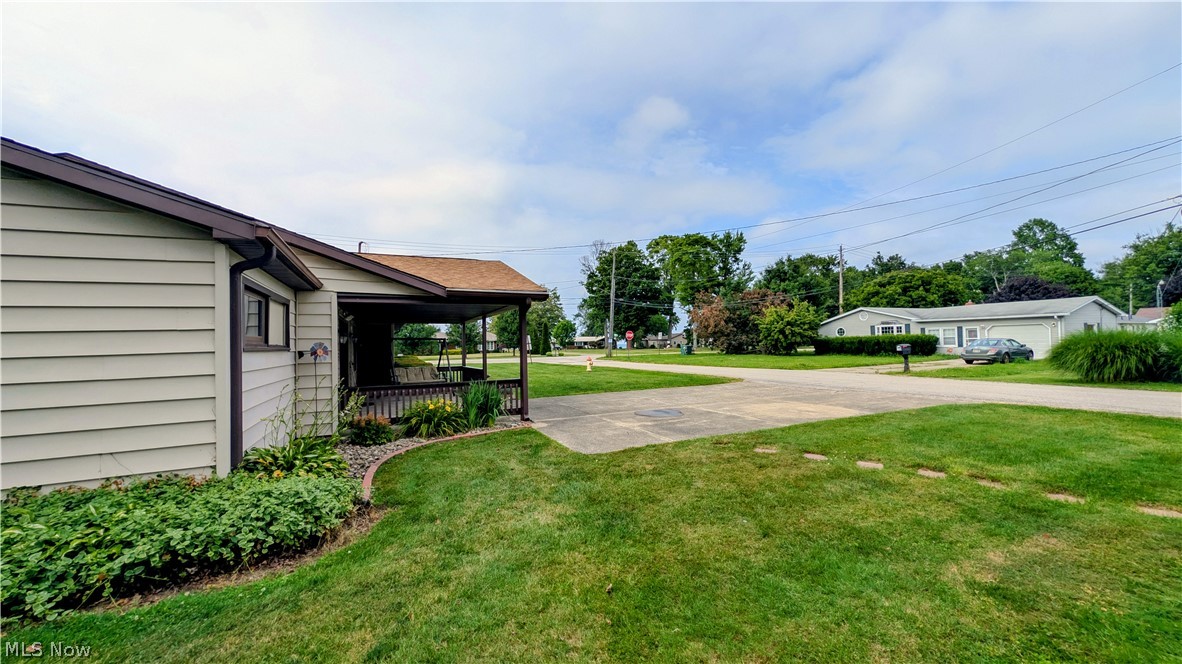 1099 Lake Rd Road Conneaut OH 44030