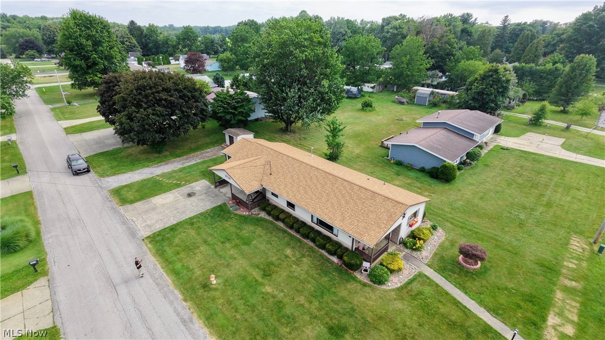 1099 Lake Rd Road Conneaut OH 44030