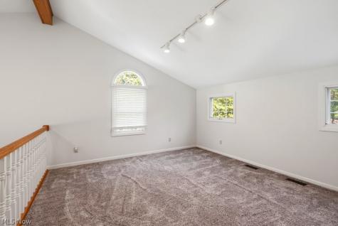 1047 Berkshire Drive Macedonia OH 44056