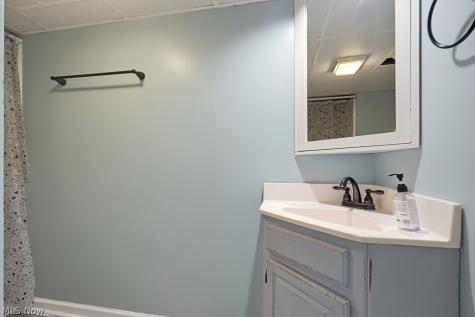 1047 Berkshire Drive Macedonia OH 44056