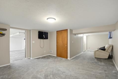 1047 Berkshire Drive Macedonia OH 44056