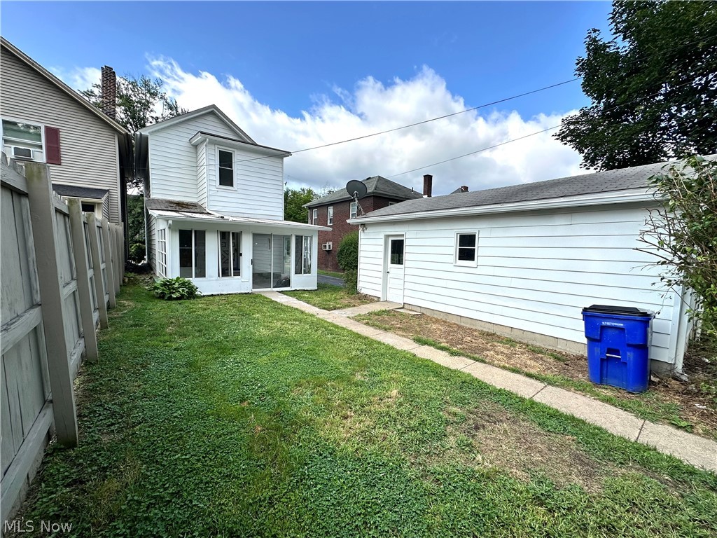 1055 Ambrose Avenue East Liverpool OH 43920