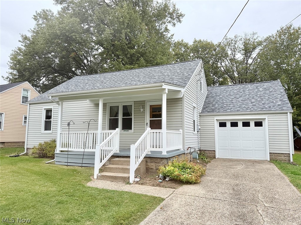 139 S Moravian Avenue Gnadenhutten OH 44629