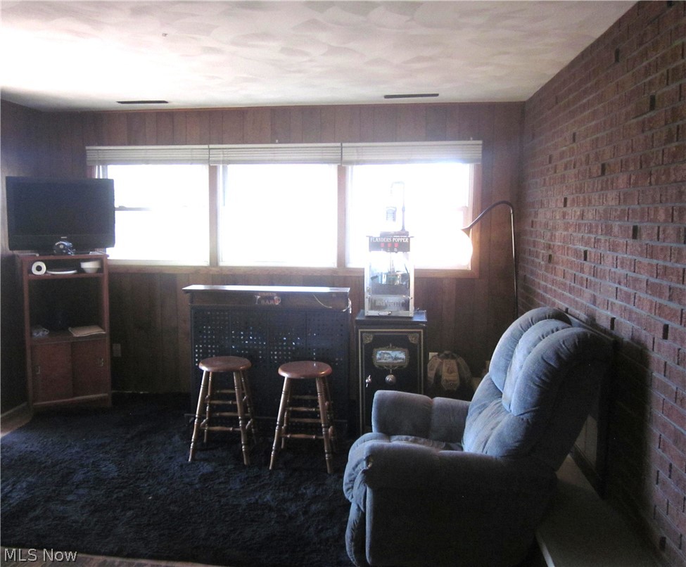 1634 Montaque Avenue NW Massillon OH 44646