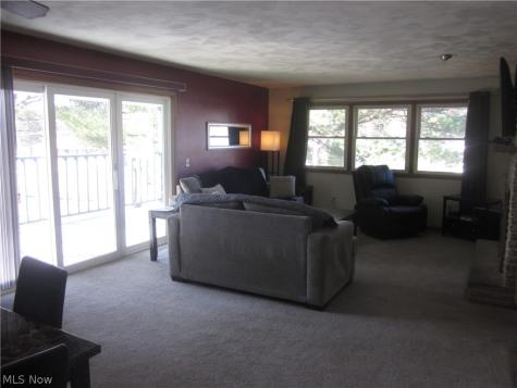 1634 Montaque Avenue NW Massillon OH 44646