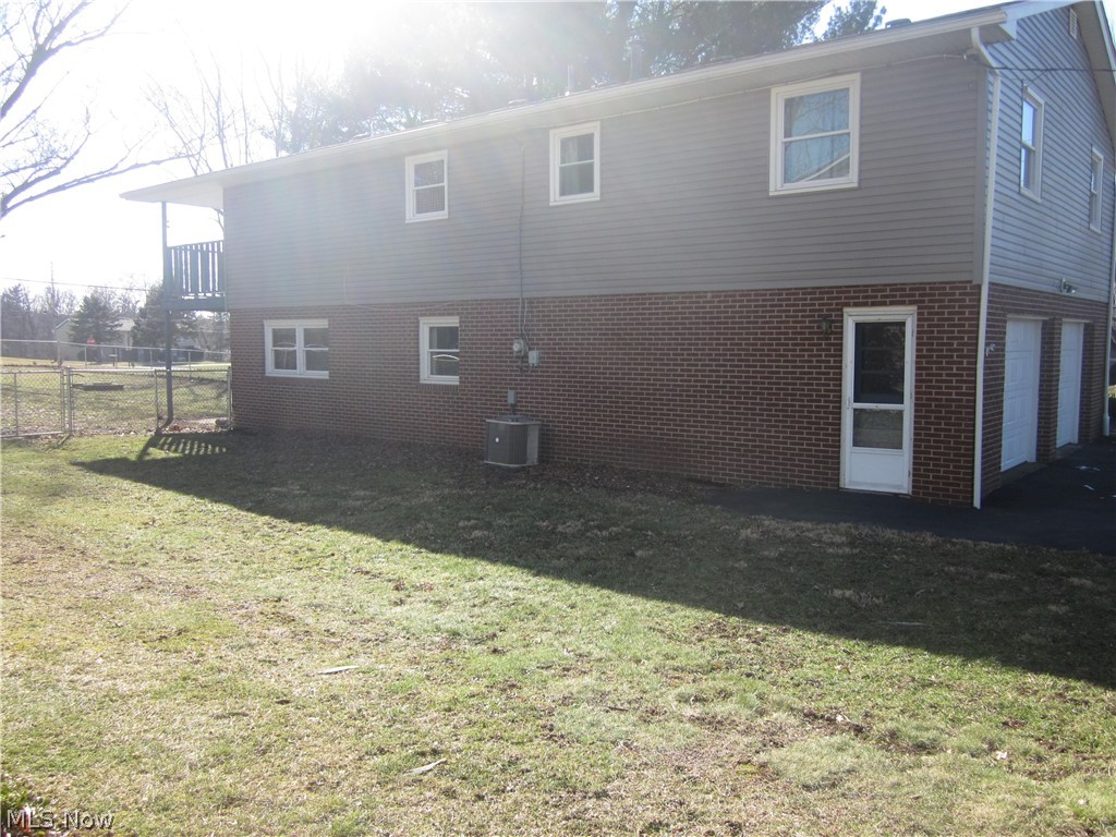 1634 Montaque Avenue NW Massillon OH 44646