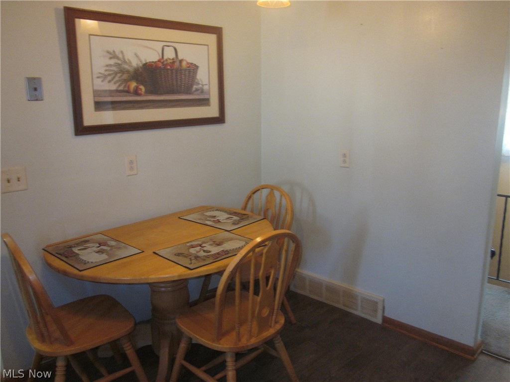 1634 Montaque Avenue NW Massillon OH 44646