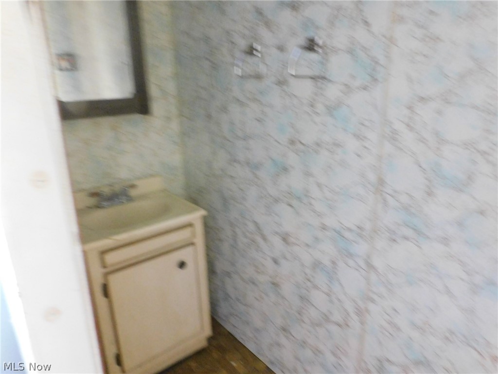 8885 Center Road Ashtabula OH 44010
