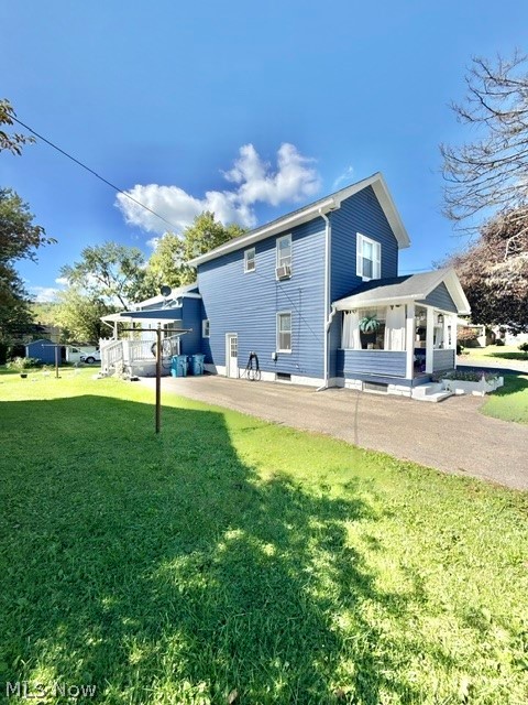 761 W Wood Street Lowellville OH 44436