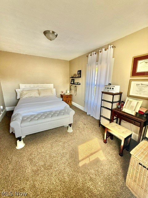 761 W Wood Street Lowellville OH 44436