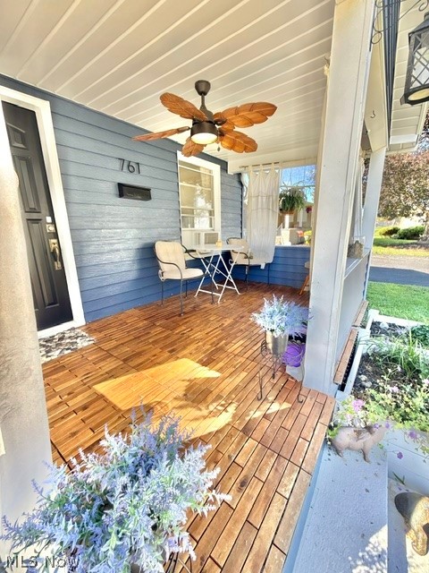 761 W Wood Street Lowellville OH 44436