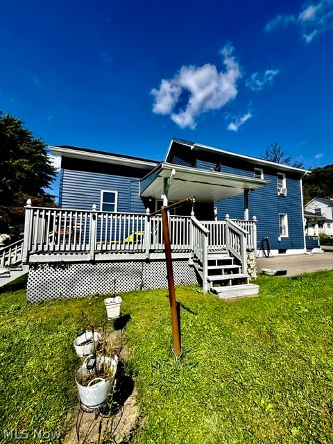 761 W Wood Street Lowellville OH 44436