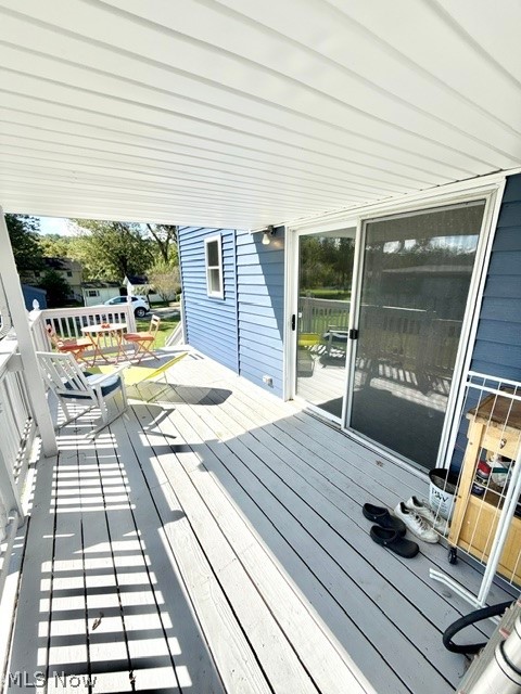 761 W Wood Street Lowellville OH 44436