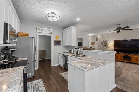 5341 Ivandale Drive Medina OH 44256
