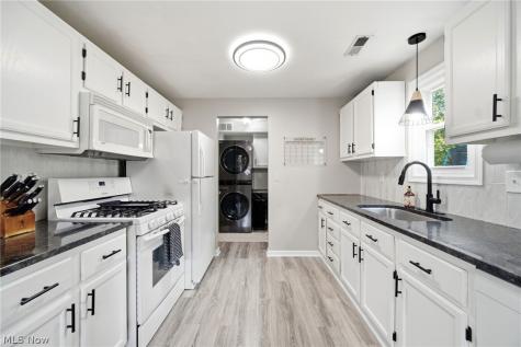 6665 Pinetree Drive Mentor OH 44060