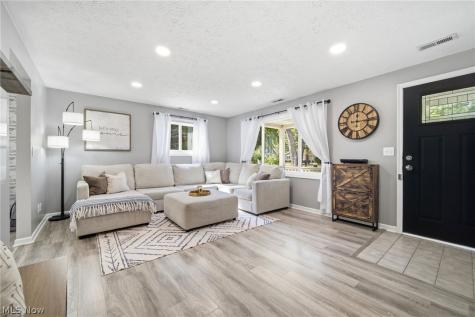 6665 Pinetree Drive Mentor OH 44060