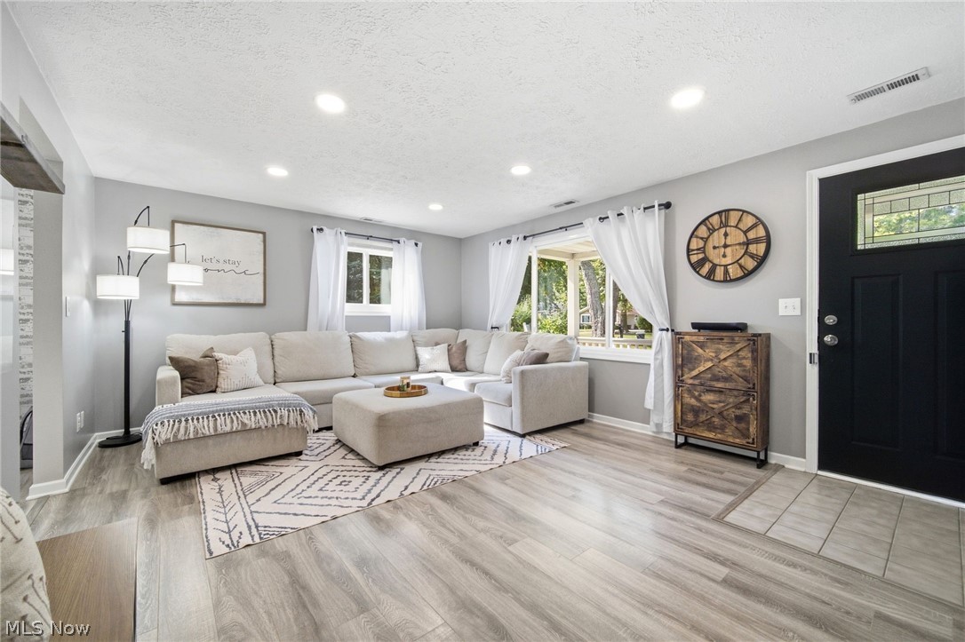 6665 Pinetree Drive Mentor OH 44060