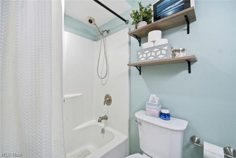 6665 Pinetree Drive Mentor OH 44060