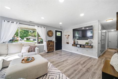 6665 Pinetree Drive Mentor OH 44060