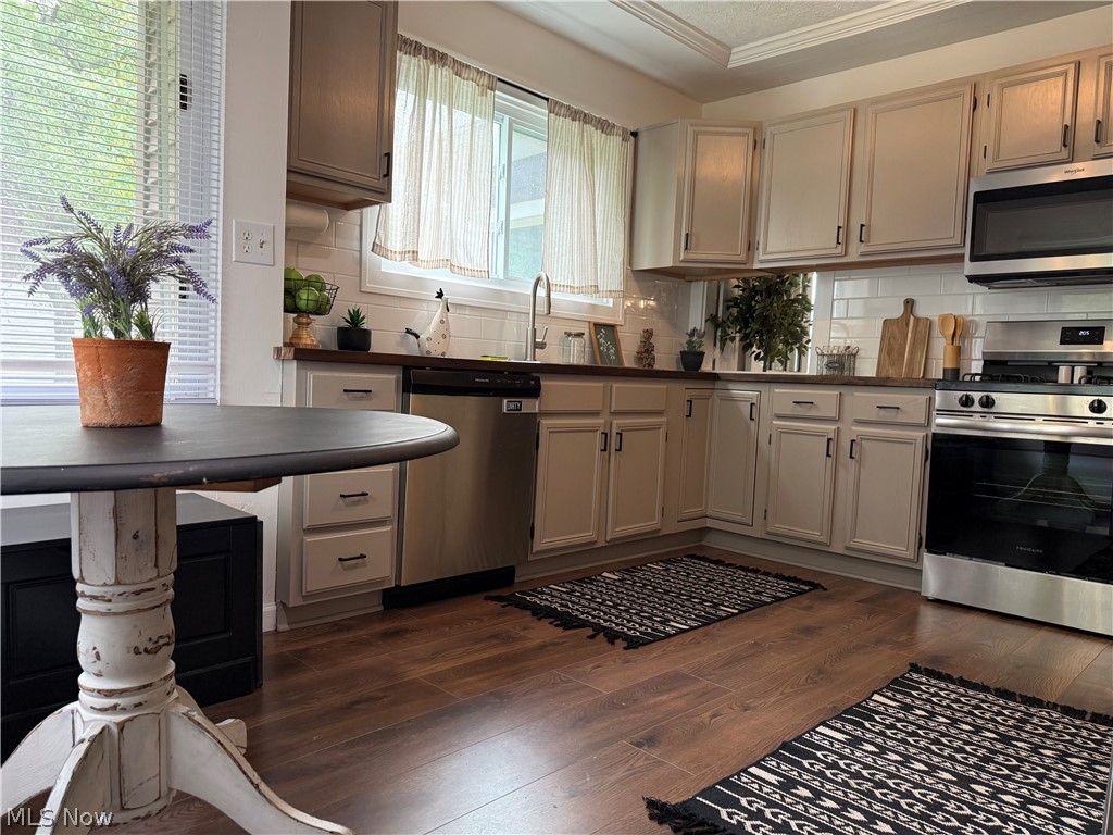 885 Perkinswood Boulevard SE Warren OH 44484
