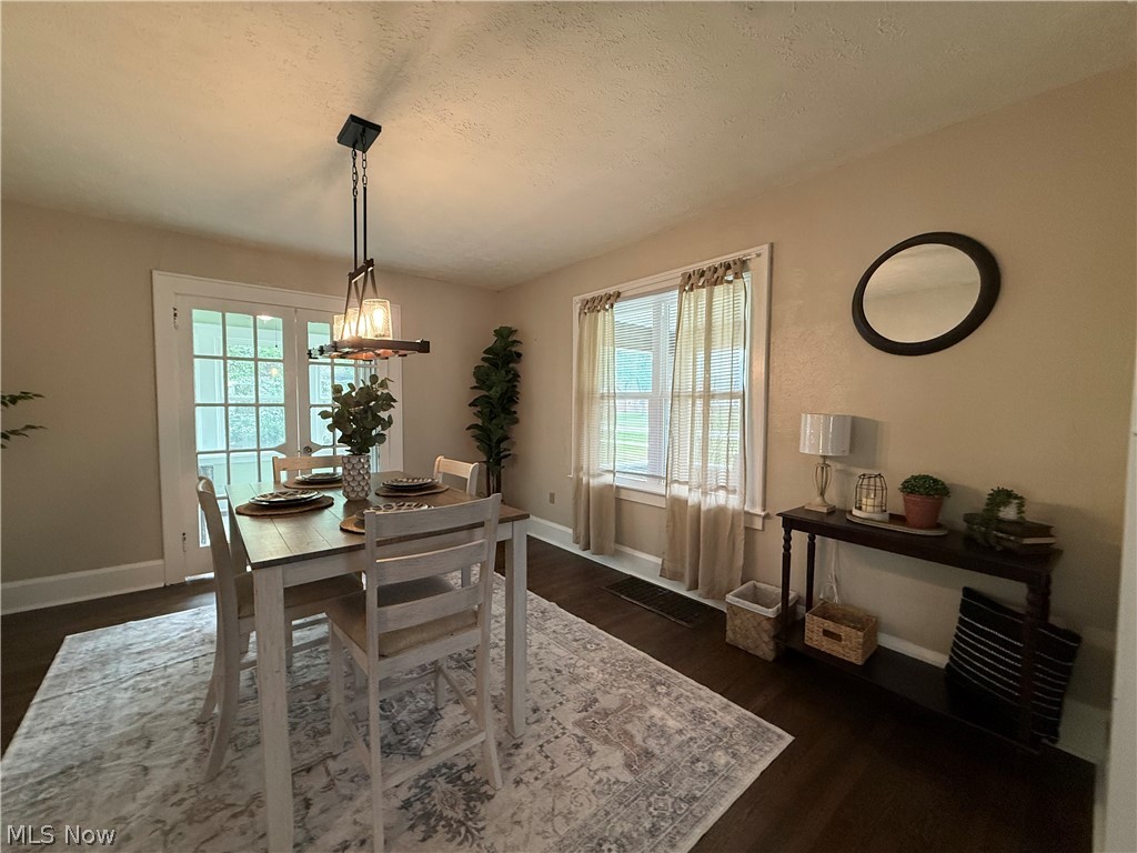 885 Perkinswood Boulevard SE Warren OH 44484