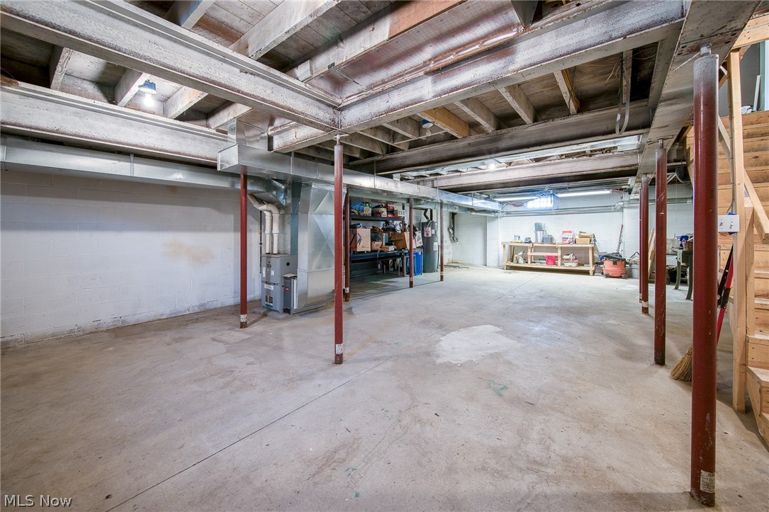 12333 Portage Street Rittman OH 44270