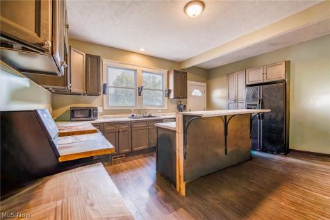 12333 Portage Street Rittman OH 44270