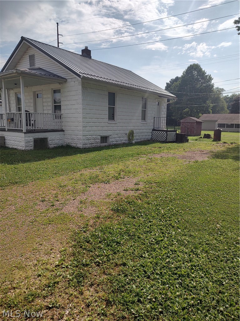 602 Oxford Avenue Newcomerstown OH 43832