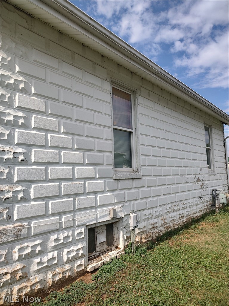 602 Oxford Avenue Newcomerstown OH 43832